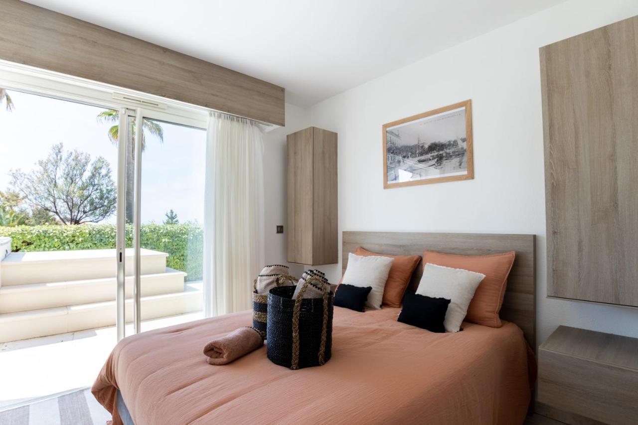 Le Palm Beach Sanary-sur-Mer Exterior photo