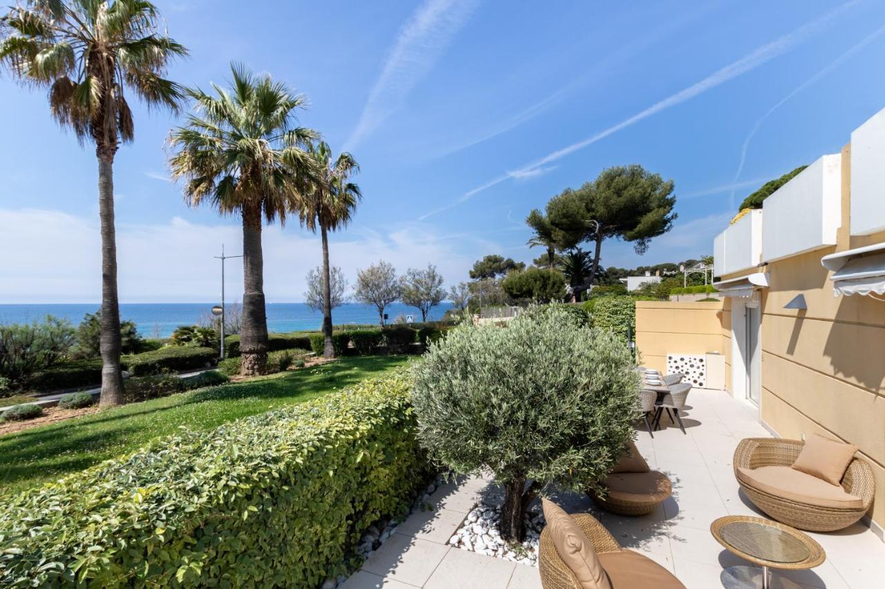 Le Palm Beach Sanary-sur-Mer Exterior photo